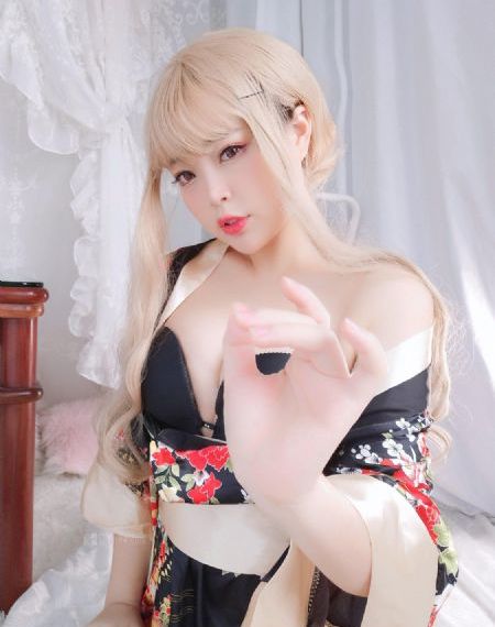 韩国r级妈妈的朋友_迅雷手机免费观看