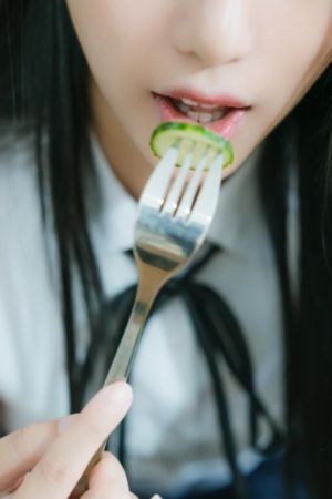邻居娇妻的呻吟hd在线观看_HD免费观看韩国