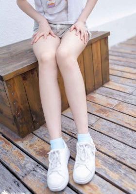 撕开她的乳罩慢慢揉捏韩国视频_超清影视在线观看