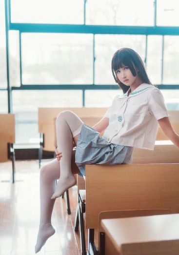 大胸女友韩国电影_DVD免费观看最新