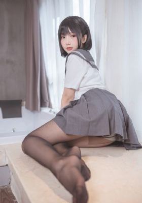 被闺蜜强啪百合小说h_高清完整视频观看