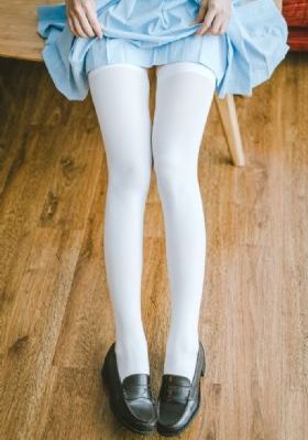 丰满人妇被老师侵犯在线播放_720完整视频观看