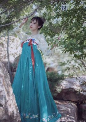 哪个少女不多情电影_高清日本电影免费